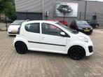Citroen C1 1.0 5DRS LED AIRCO NAVI ELL PAKK, Voorwielaandrijving, Euro 5, Gebruikt, Zwart