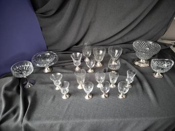 Kristal met Zilmeta Voet beschikbaar voor biedingen