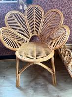 Lotusbloem Stoel - Rotan Stoel, Ophalen