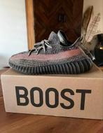 Zgan Adidas Yeezy boost 350 V2 ash stone sneakers maat 44, Kleding | Heren, Schoenen, Ophalen of Verzenden, Zo goed als nieuw