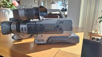 Sony DCR-VX900E DV 3CCD videocamera beschikbaar voor biedingen