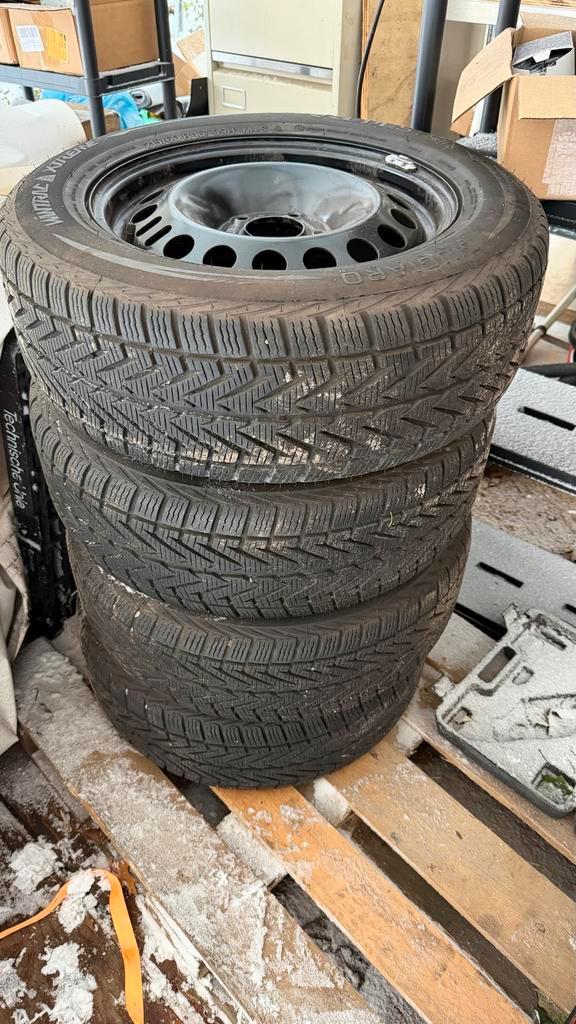 Vredestein Wintrac Xtreme Winterwielen 215/60R16 5x112, Auto-onderdelen, Banden en Velgen, Banden en Velgen, Winterbanden, 16 inch