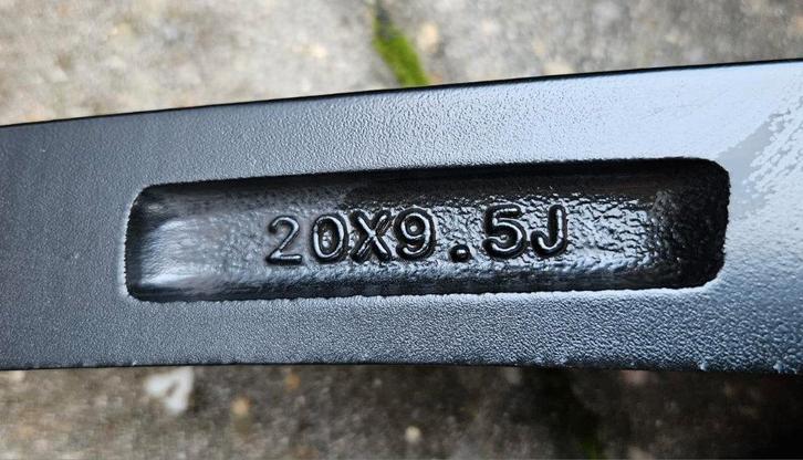 Alu Velgen met Conti Winterbanden voor Porsche Cayenne, Auto-onderdelen, Banden en Velgen, Velg(en), Winterbanden, 20 inch, 305 mm