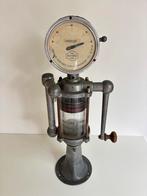 Antieke pomp met meter Armencita Romero Valencia, Antiek en Kunst, Ophalen of Verzenden