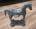 Paard metaal brons achtig metaal, Antiek en Kunst, Ophalen of Verzenden