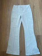 Witte pantalon, Zwarte glitter broek en Blauwe broek., Ophalen of Verzenden, Nieuw, Maat 38/40 (M), Zwart