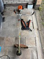 Stihl FS130 Benzine bosmaaier met harnas, Tuin en Terras, Ophalen of Verzenden, Zo goed als nieuw