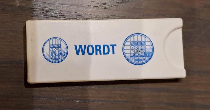 Wie weet wat voor doosje dit is??, Verzamelen, Merken en Reclamevoorwerpen, Gebruikt, Overige typen, Ophalen of Verzenden