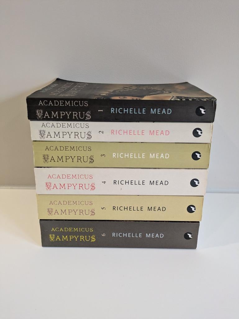 Academicus Vampyrus Serie - Richelle Mead, Boeken, Ophalen, Gelezen, Richelle Mead