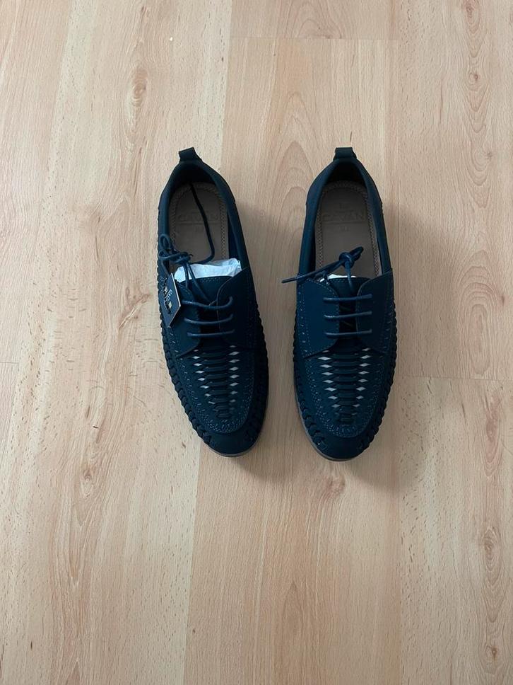 House of Cavani herenschoenen suède navy maat 42 nieuw, Kleding | Heren, Schoenen, Nieuw, Veterschoenen, Blauw, Ophalen of Verzenden