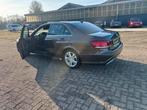 Mercedes-Benz E-Klasse 2.2 CDI E220 Sedan AUT 2015 Bruin, Auto's, Mercedes-Benz, Achterwielaandrijving, 23 km/l, Origineel Nederlands
