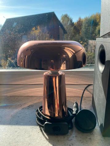 Klein Rosegoud Paddenstoel Lamp beschikbaar voor biedingen