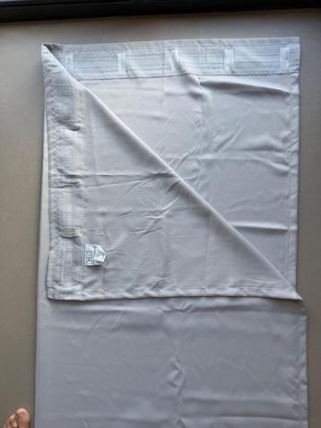 4x IKEA verduisterende gordijnen – 140 x 300 cm – grijs beschikbaar voor biedingen