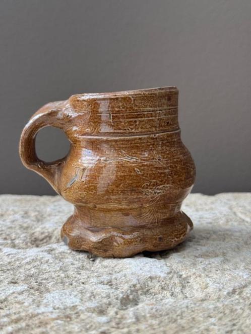 Kruikje Raeren 16e eeuw, Antiek en Kunst, Antiek | Keramiek en Aardewerk, Ophalen of Verzenden