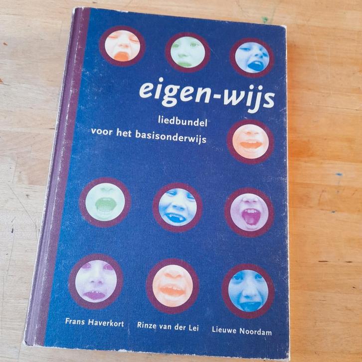 Eigenwijs liedbundel, Muziek en Instrumenten, Bladmuziek, Gebruikt, Populair, Ophalen of Verzenden