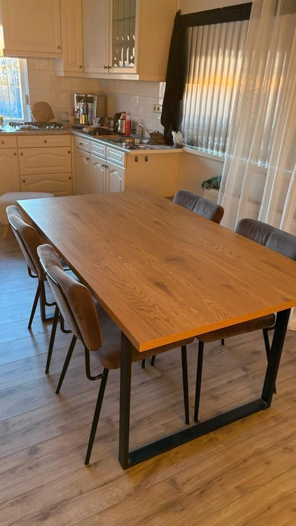 Houten Eettafel met Metalen Onderstel, Huis en Inrichting, Tafels | Eettafels, Zo goed als nieuw, 100 tot 150 cm, 150 tot 200 cm