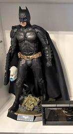 batman dark knight rises 1:4 1/4 scale hot toys QS001, Ophalen of Verzenden, Zo goed als nieuw, Film, Actiefiguur of Pop