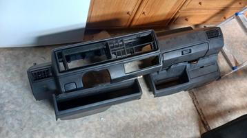 VW Golf Mk2 Dashboard beschikbaar voor biedingen