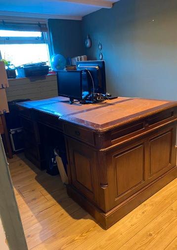 Engels bureau - afbeelding 1