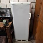 Indesit vriezer 150cm wegens overlijden te koop, Witgoed en Apparatuur, Vriezers en Diepvrieskisten, Ophalen, Zo goed als nieuw