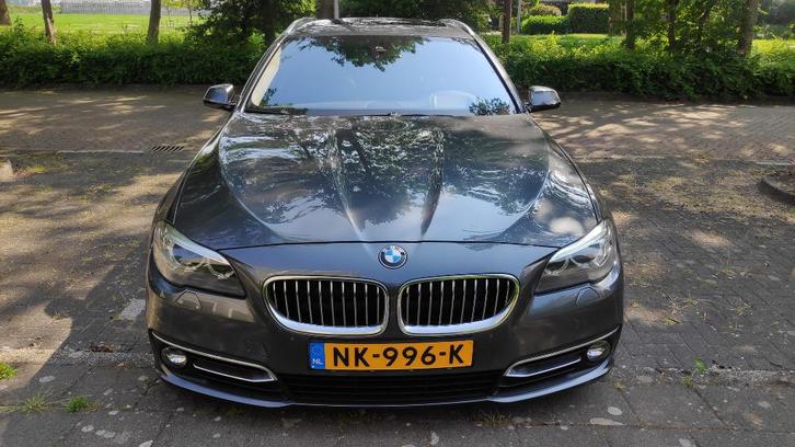 BMW 5-Serie 2.0 520I AUT Leer Pano 2017 Grijs High Executive, Auto's, BMW, Particulier, 5-Serie, 360° camera, ABS, Achteruitrijcamera