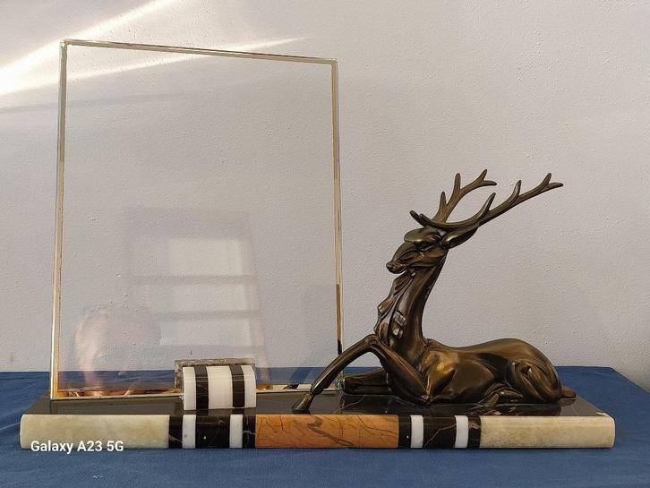 Art deco fotolijst met antilope van zamac op marmer, Antiek en Kunst, Antiek | Woonaccessoires, Ophalen of Verzenden