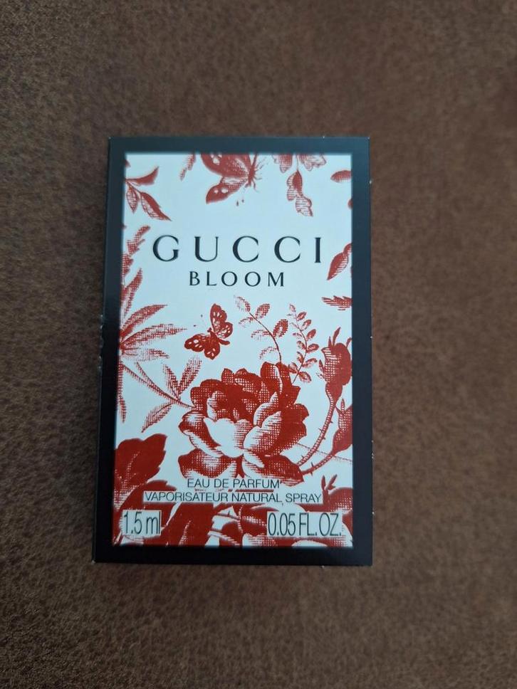 Gucci Bloom Eau de Parfum - 1.5ml Sample, Sieraden, Tassen en Uiterlijk, Uiterlijk | Parfum, Nieuw, Ophalen of Verzenden