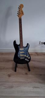 Fender Squier Stratocaster - Zwart, Muziek en Instrumenten, Snaarinstrumenten | Gitaren | Elektrisch, Ophalen, Zo goed als nieuw