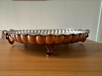 Persian Copper Serving Tray – 33 cm beschikbaar voor biedingen