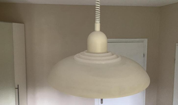 Vintage designlamp trekpendel ufo lamp wit Creme, Huis en Inrichting, Lampen | Hanglampen, Gebruikt, 75 cm of meer, Kunststof