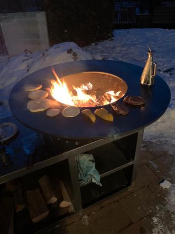 Vuurschaal, bbq beschikbaar voor biedingen