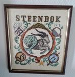 Mooi ingelijst borduurwerkje - steenbok, Antiek en Kunst, Ophalen of Verzenden