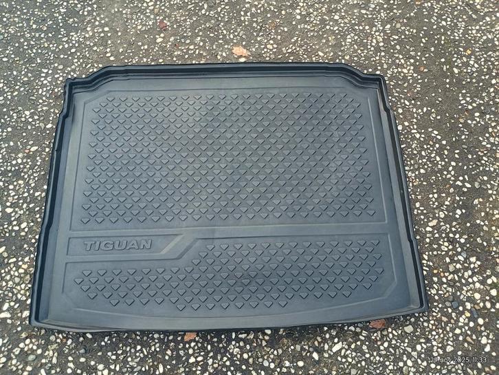 Kofferbakplaat VW Tiguan (2016+) Zo Goed Als Nieuw, Auto diversen, Kofferbakmatten, Zo goed als nieuw, Ophalen