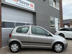 Toyota Yaris 1.3 VVT-i Sol! Airco! Automaat! 1e Eigenaar!, Auto's, Toyota, Stof, Gebruikt, 4 cilinders, 400 kg