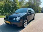Volkswagen Polo 1.4 55KW 2005 Zwart  APK tot 13-06-2026!!, Auto's, Volkswagen, Voorwielaandrijving, Zwart, Origineel Nederlands