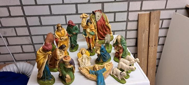 Oude Kerstgroep van Gips - Opknapper, Antiek en Kunst, Antiek | Religie, Ophalen of Verzenden