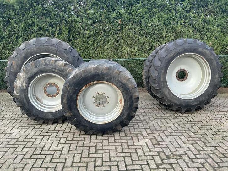 BKT / Alliance Tractor banden met velgen set, Zakelijke goederen, Agrarisch | Onderdelen | Banden, Velgen en Assen