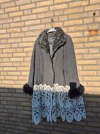 Grijze stoffen jas - Carnaval - Maat 48/XL, Kleding | Dames, Carnavalskleding en Feestkleding, Ophalen, Carnaval, Maat 46/48 (XL) of groter