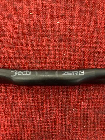 Deda Zero 2 Racefiets Stuur - 40cm - Interne Kabelgeleiding beschikbaar voor biedingen