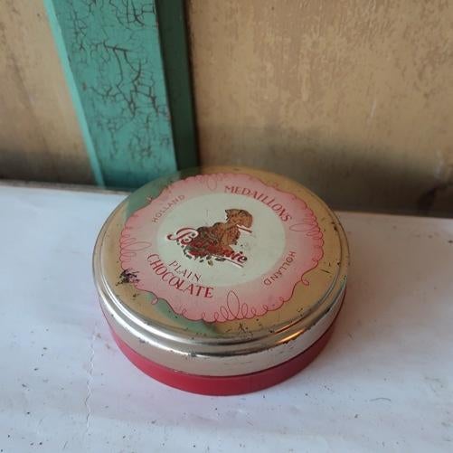 Blik Baronie chocolade metaal origineel Ø 11,5 cm hoogte 4, Ophalen of Verzenden, Gebruikt, Overige