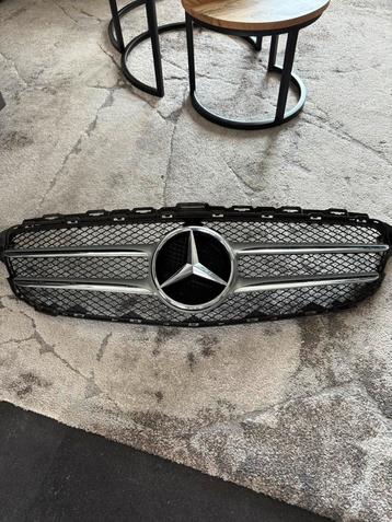 Originele Mercedes grill met ster W205  beschikbaar voor biedingen