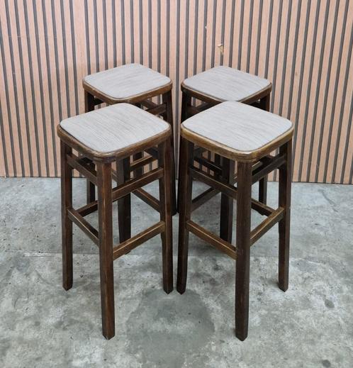 8 x Vintage barkrukken hout bar krukken barstoelen cafe, Huis en Inrichting, Barkrukken, Zo goed als nieuw, Hout, Ophalen of Verzenden