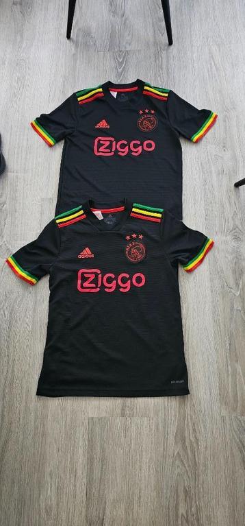 2 ajax bob marly shirts  maat 164  beschikbaar voor biedingen