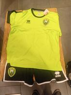 Fotbaal shirt, Maat 52/54 (L), Onbekend, Nieuw, Ophalen of Verzenden