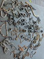 Bodemvondsten groot Lot Sieraden Ringen Kettingen, Ophalen of Verzenden, Overige materialen, Ketting