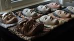 Grote collectie houten Noh-maskers (Japanese noh mask), Verzenden