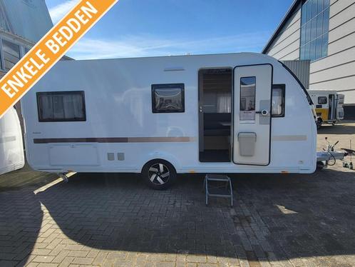 Adria Adora 502 UL; Design pakket, GRATIS MOVER, Caravans en Kamperen, Caravans, Bedrijf, tot en met 4, 1250 - 1500 kg, Rondzit