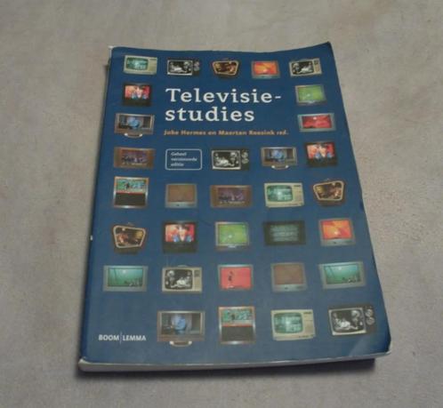 Televisiestudies - Joke Hermes en Maarten Reesink, Boeken, Film, Tv en Media, Gelezen, Overige typen, Ophalen of Verzenden