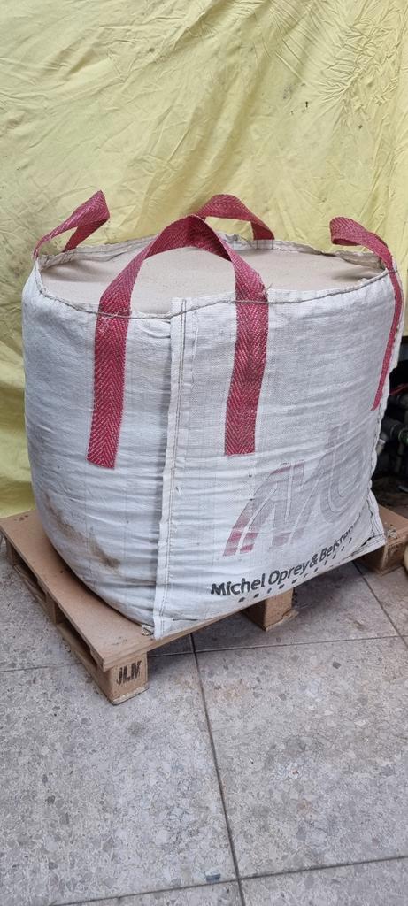 voegzand voor gemetselde muur, droog schoon kleine big bag,, Tuin en Terras, Zand, Zo goed als nieuw, Ophalen
