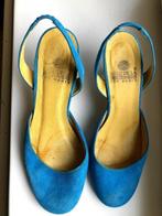 FRED DE LA BRETONIERE blauwe suède sandaaltjes 37 en 38, Kleding | Dames, Schoenen, Fred de la Bretoniere, Blauw, Gedragen, Sandalen of Muiltjes